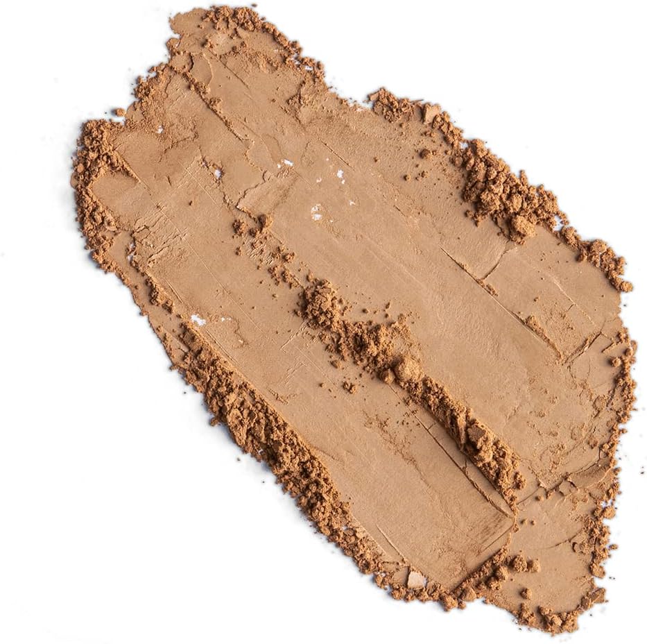 Mamaearth Glow Oil Control Compact 04 Almond Glow - 9g - Image 4