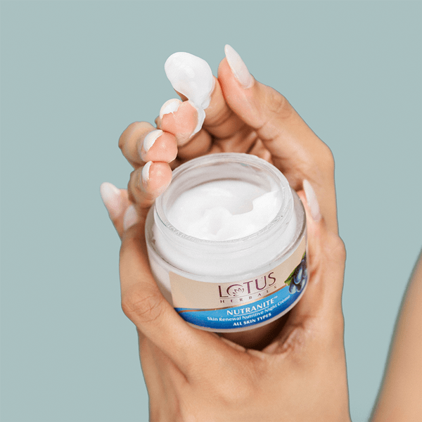 Lotus Herbal Nutranite Skin Renewal Nutritive Night Cream - 50g - Image 3