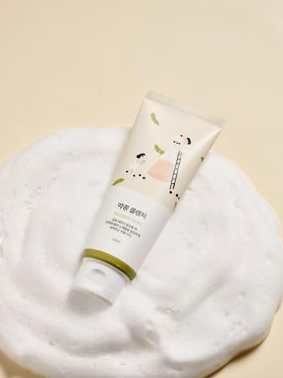 Round Lab Soybean Face Cleanser - Deep Cleansing Scrub, 150ml - Image 2