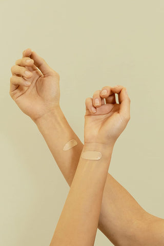 DearKlairs] Illuminating Supple Cream SPF40 PA++, light coverage, Natural look with hydrating finish, Hypoallergenic, For dry, sensitive skin - Image 8