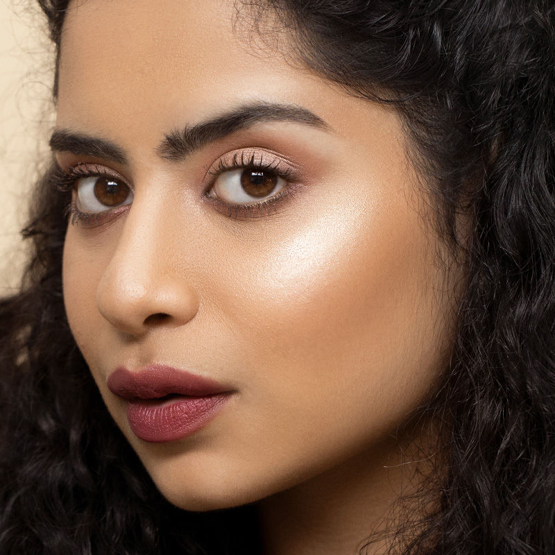 Nykaa Glow Goals! Shimmer Brick Highlighter Palette - Good Old Gold - Image 6