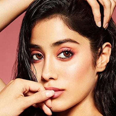 Nykaa Eyes On Me! 10in1 Eyeshadow Palette Smokey at 8 - Image 6