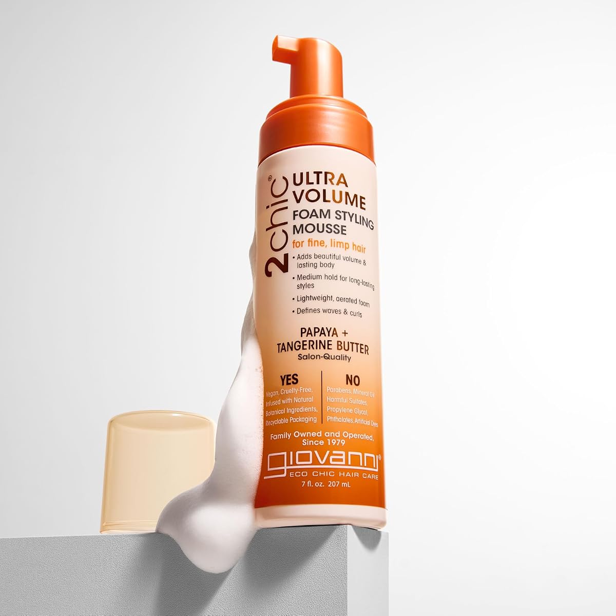 Giovanni 2Chic Ultra Volume Foam Styling Mousse with Papaya & Tangerine – 198g - Image 2