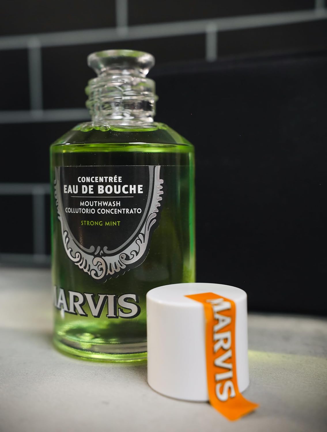 Marvis Strong Mint Mouthwash - Refreshing Oral Care, 120ml - Image 5