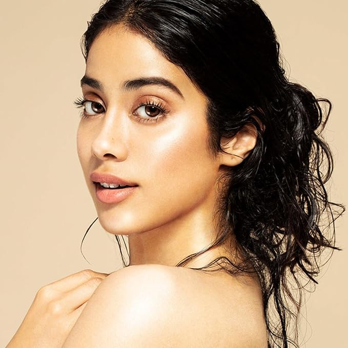 Nykaa Strobe & Glow Liquid Highlighter in Glazed Bronze - 30ml - Image 3