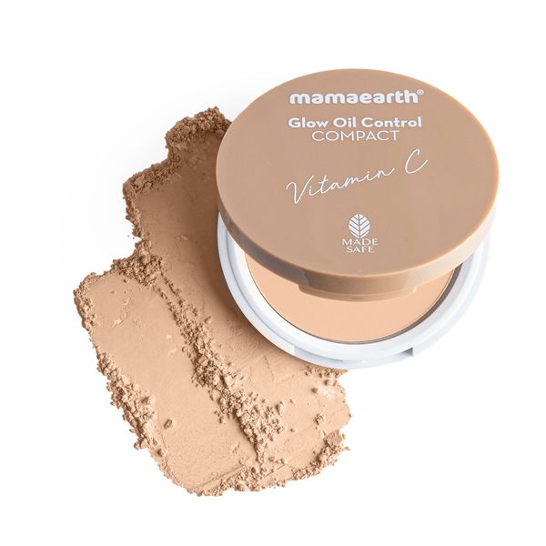 Mamaearth Glow Oil Control Compact with Vitamin C & Turmeric - 9g